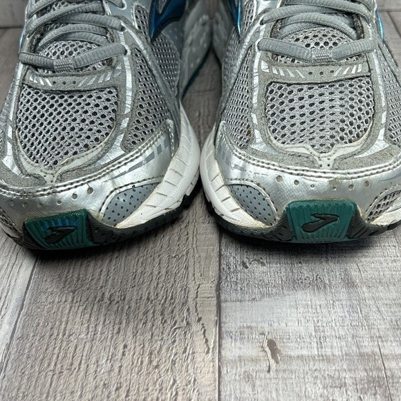Brooks Addiction 11 Women's Running Shoes Silver Shadow Size 7 2E 1201402E318 - Picture 11 of 15